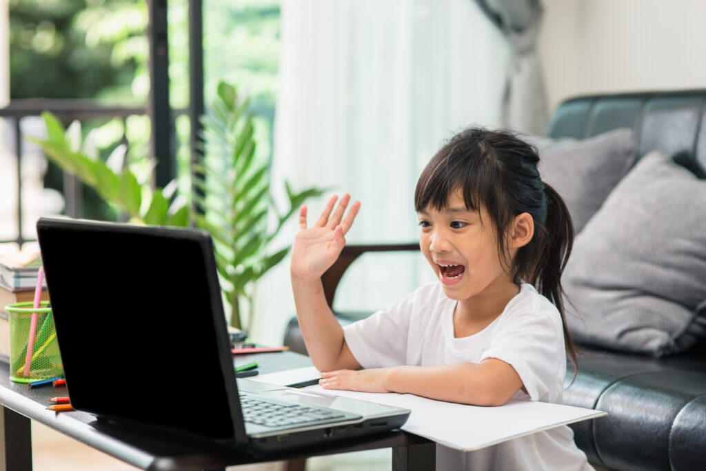 asian-girl-student-online-learning-class-study-online-with-laptop-home